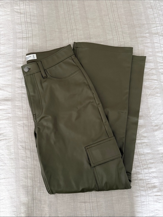 Abercrombie & Fitch Pants - Abercrombie & Fitch Vegan Leather Cargo 90s Relaxed Pant